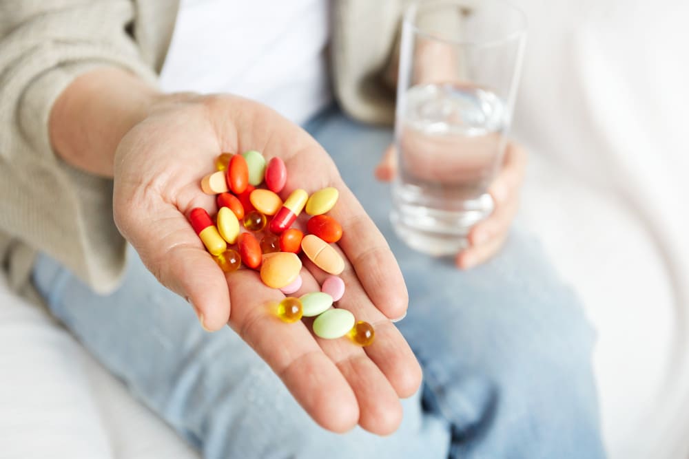 Vitamins & Supplements