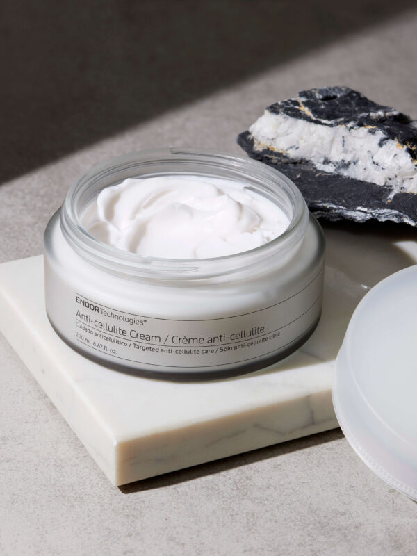 Anti‑Cellulite Cream for Firmer, Smoother Skin by elénzia