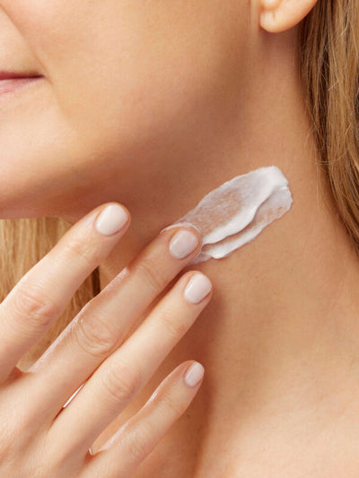 Neck & Décolleté Cream for Firming and Smoothing by elénzia